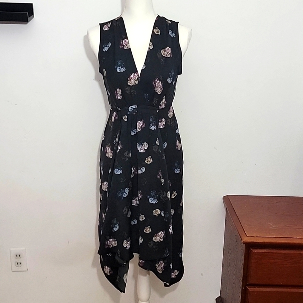 SimplyVera Vera Wang Black Floral V-neck High Low Sleeveless Dress Size Small